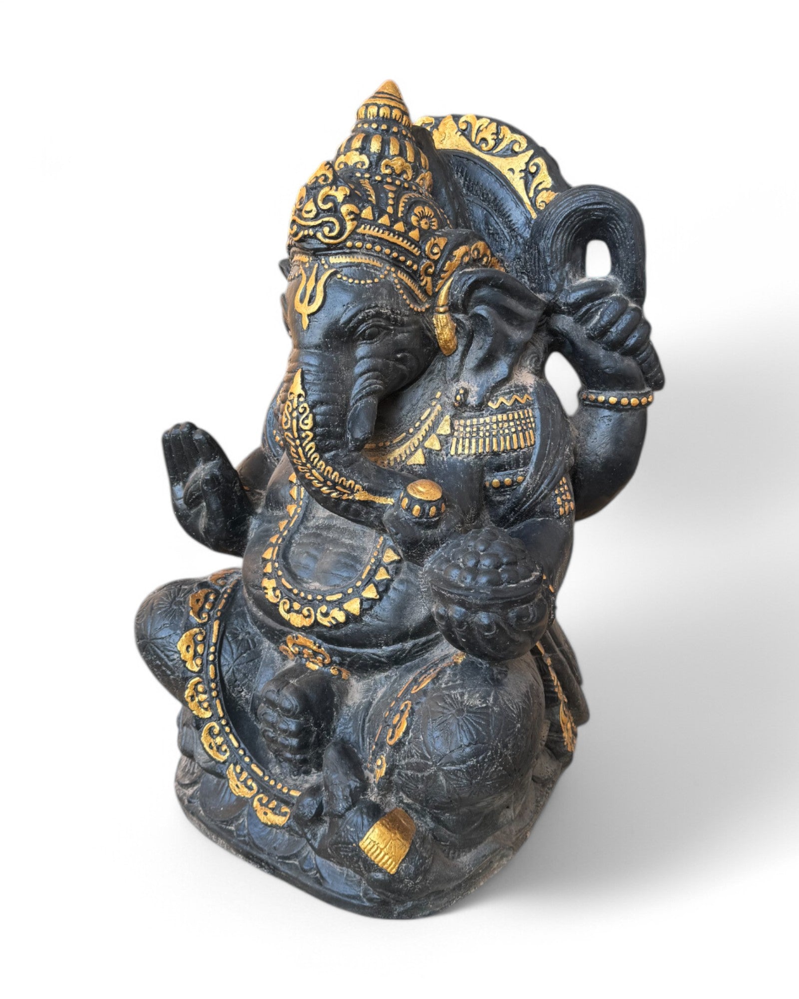 Ganesha Skulptur - Deko Garten Statue - Hindu Gottheit des Glückes - Betonguss Elefant Schwarz Gold - 80x50x41 cm - FaHome