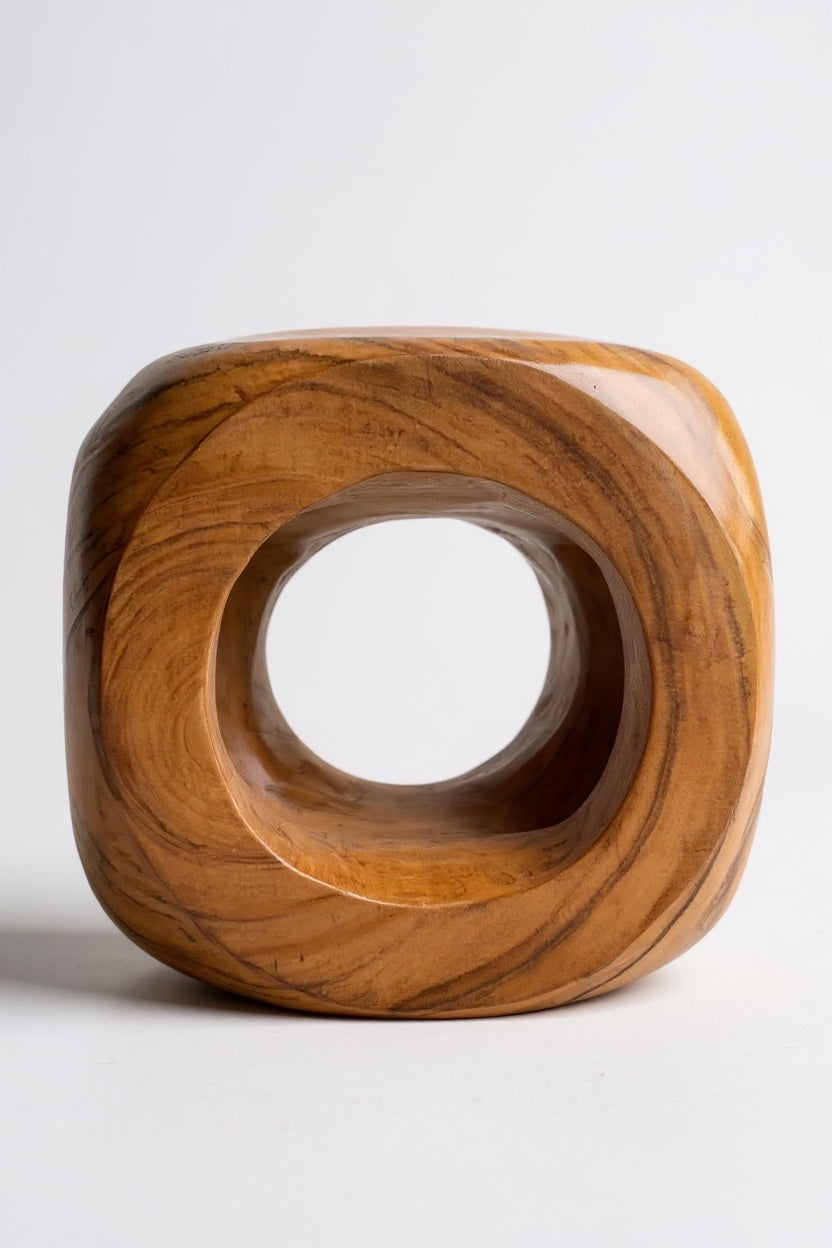 Holz Hocker – Pflanzenhocker Beistelltisch – Modern mit rundem Ausschnitt – Würfelform aus Massivholz – 40x40x40 cm