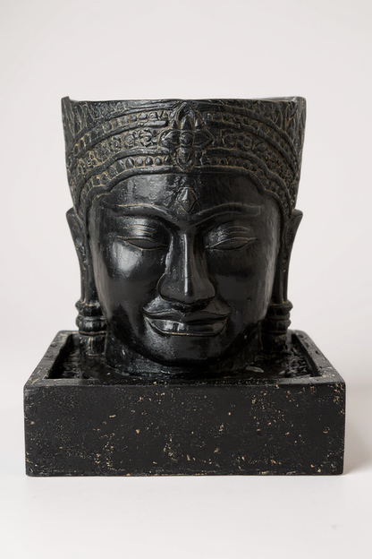 Khmer Kopf Springbrunnen - Garten Deko Wasserfall - Wetterfest - Steinguss Buddha Wasserspiel -  57x48,5x28 cm